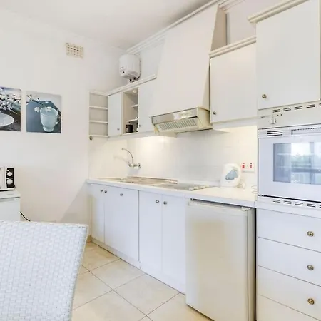 Taormina 6 -seafront Apt