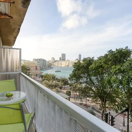 Taormina 6 -seafront Apt * Sliema