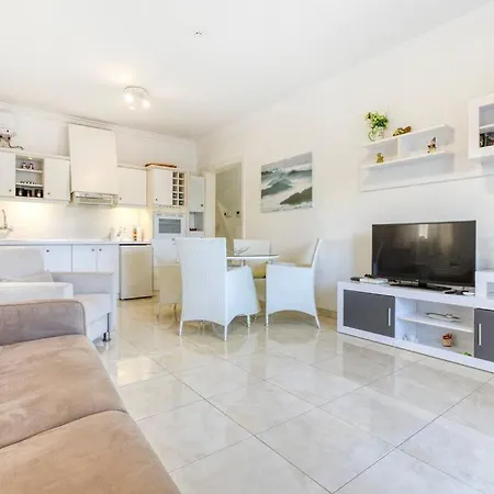 Appartamento Taormina 6 -seafront Apt *